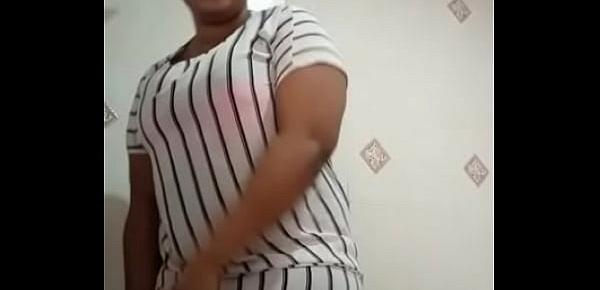  Nigerian Woman Shows Panties